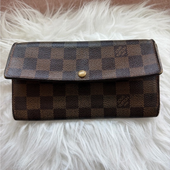 Louis Vuitton Handbags - Louis Vuitton Sarah Wallet